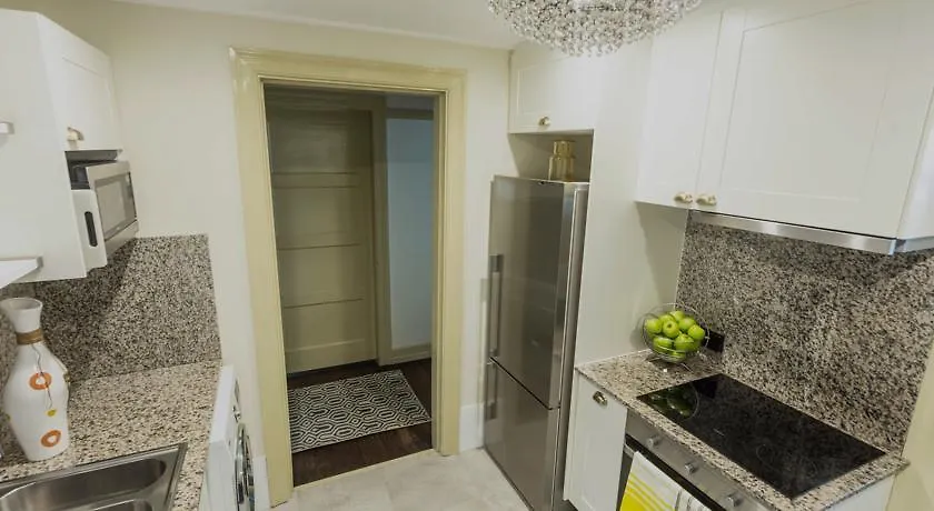 בריסביין Carrington Manor - 5Br Apartment