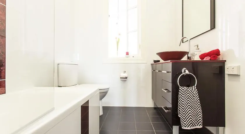 בריסביין Carrington Manor - 5Br Apartment